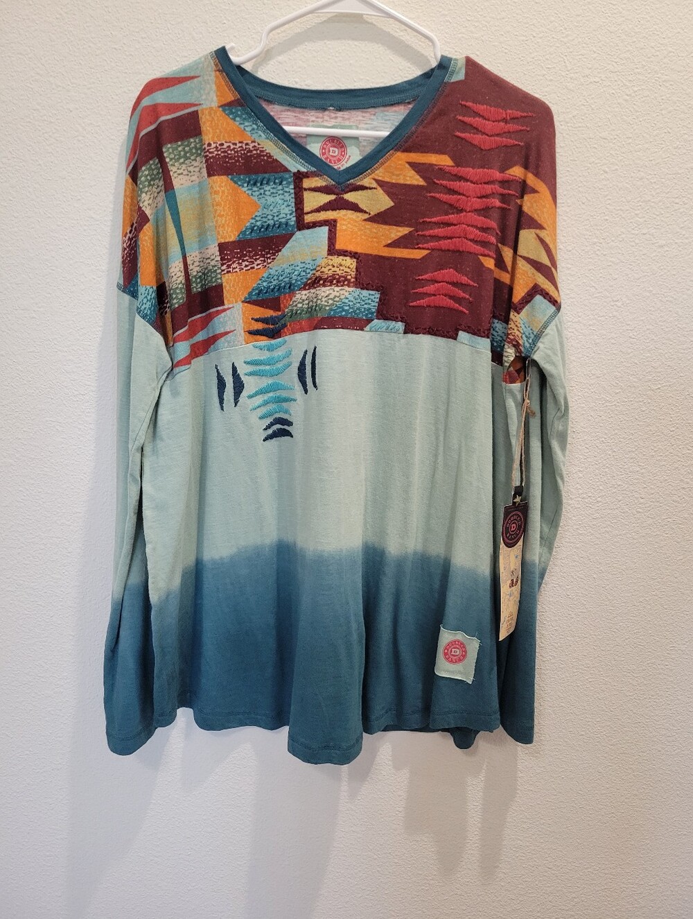 New Double D Ranch Multicolor Embroidered Aztec-Pattern Long Sleeved Tack Top XL